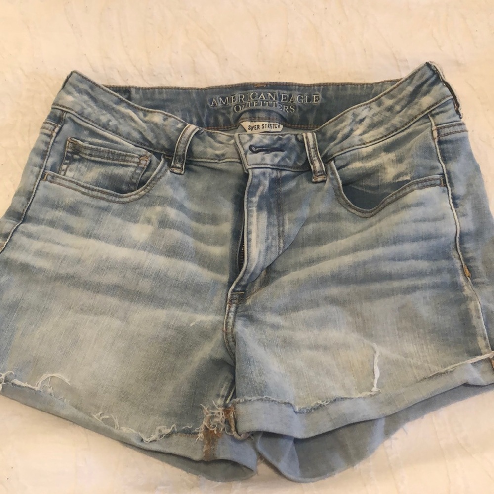 American Eagle High Rise Shortie